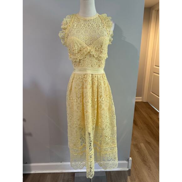 Self-Portrait Crochet Halter Dress in Butter Yellow (Size 6) - Picture 2 of 12